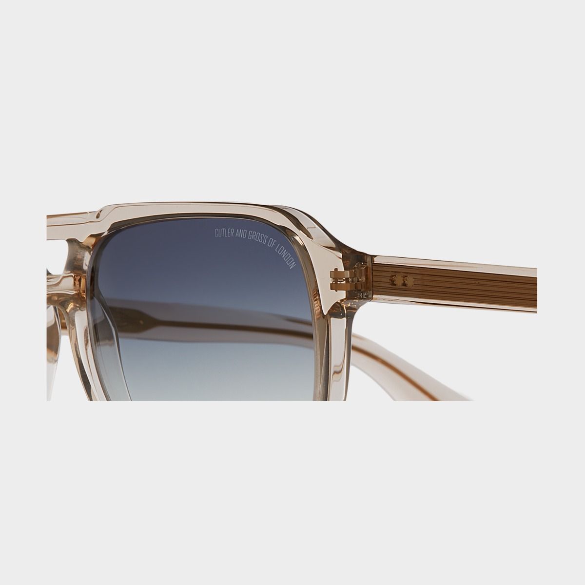 Cutler and Gross, 1394 Aviator Sunglasses - Granny Chic